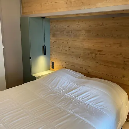 مكان تخييم La Vallee كامبومورو